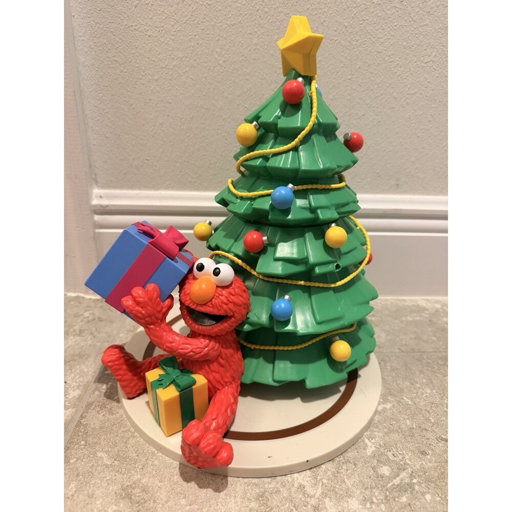Sesame Place Elmo 2023 Christmas Tree Popcorn Bucket SeaWorld Busch Gardens